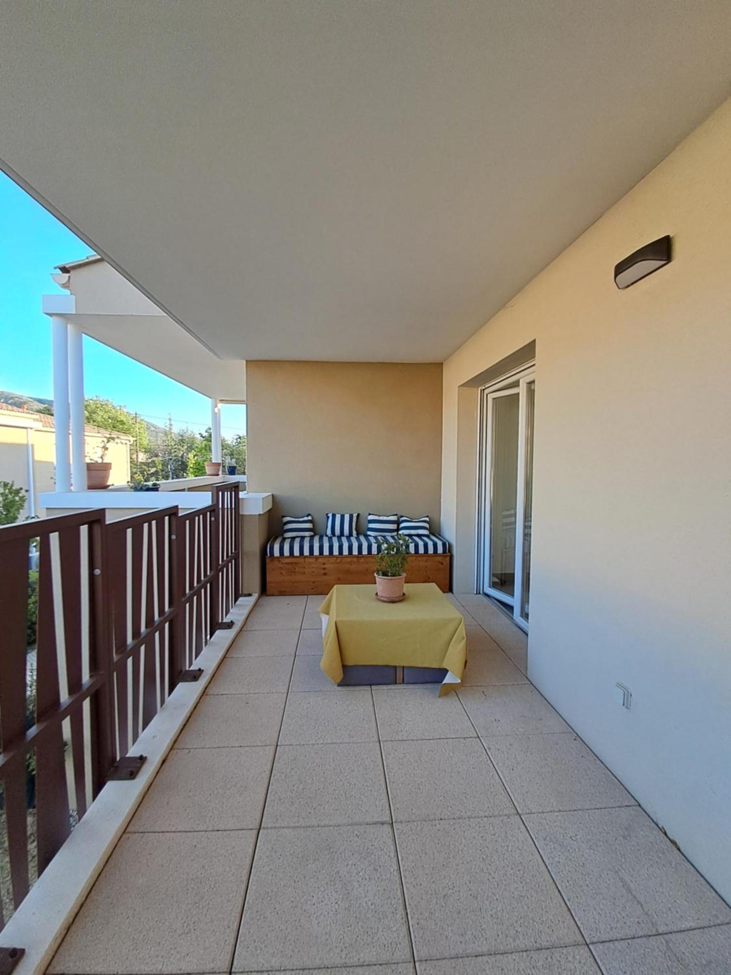Appartement Cosy Centre Robion Exterior foto